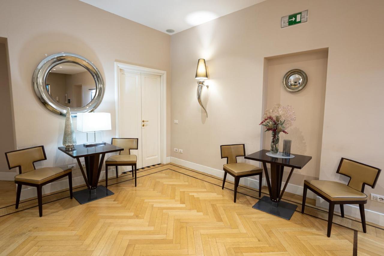Cardilli Luxury Rooms Rome Exterior photo